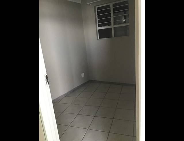 2 BEDROOM PROPERTY TO RENT IN BEREA